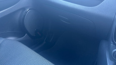 Renault Clio 0.9 TCE 90 Iconic 5dr Petrol Hatchback